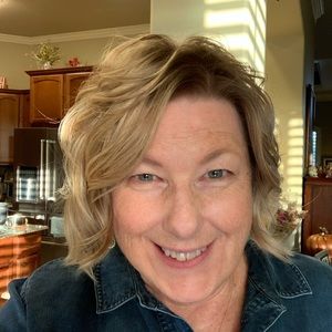 Meet your Posher, Rebekah